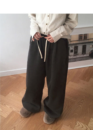 Loving Balloon Fit Two Way Wide Zuri Training Pants