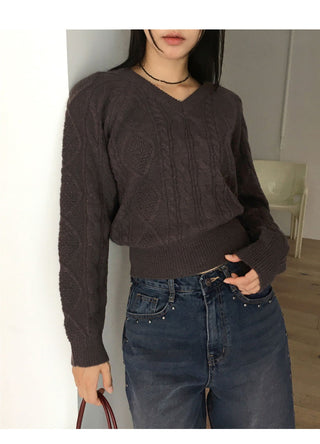 Louvert Twisted Fisher V-Neck Knitwear