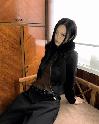 Tmin Shibori Buckle High Neck Fur Lined Short Shearling Jacket