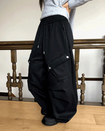 Daon Big Pocket Two-Way Fleece-lined Cargo Pants