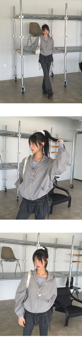 Mabel shirring off-shoulder back team ribbon strap long sleeve t-shirt