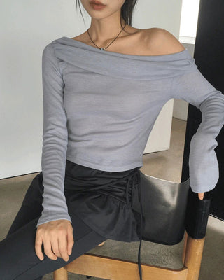 Mabel shirring off-shoulder back team ribbon strap long sleeve t-shirt