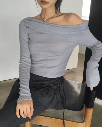 Mabel shirring off-shoulder back team ribbon strap long sleeve t-shirt
