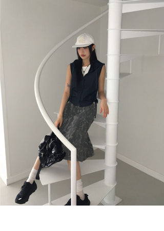 Topic Coated Nylon Button Shirring Hooded Sleeveless Vest