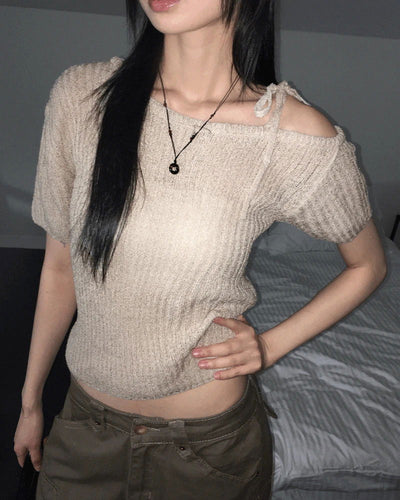 Dahit Buckle One Shoulder Strap Short Sleeve Knitwear