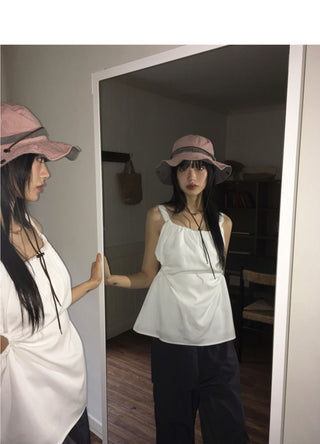 Semble Hole String Sleeveless Blouse