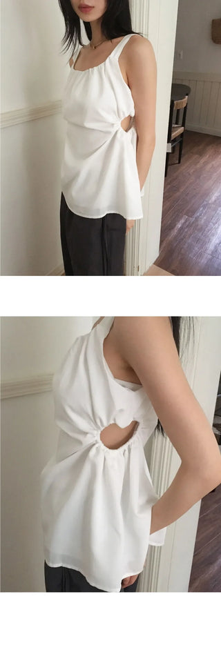 Semble Hole String Sleeveless Blouse
