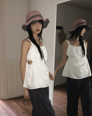 Semble Hole String Sleeveless Blouse