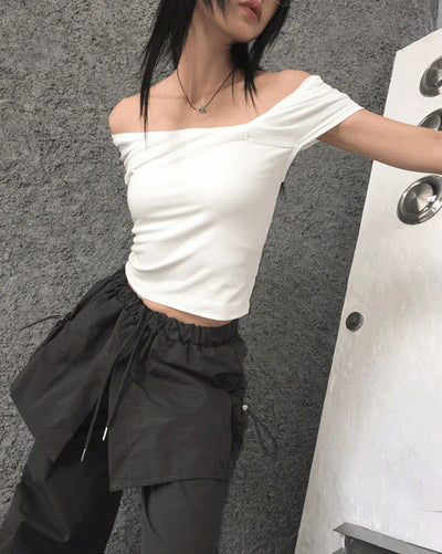 Aconi Ribbon Off Shoulder Crop T-Shirt