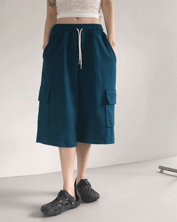 Deanple Overfit Juri Bermuda Cargo Pants