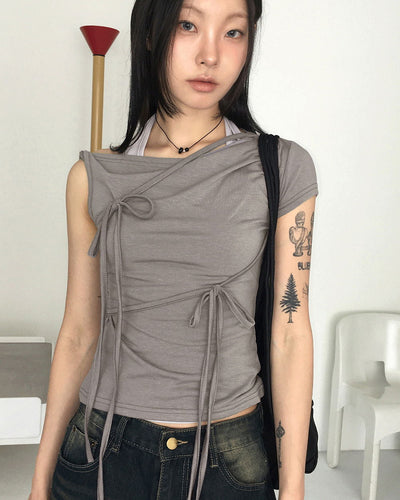 Hippod Ribbon Strap One Off Shoulder T-Shirt