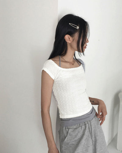 Degen embossed off-shoulder short sleeve Sleeveless T-shirt