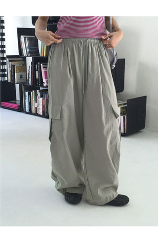 Horsher rustling nylon pintuck two-way cargo long wide jogger pants