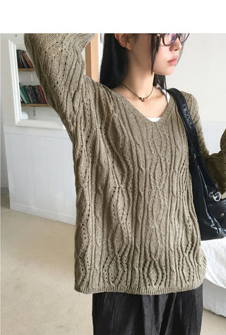 Summit Punching Two Way Eyelet Back V-Neck Overfit Long Sleeve Knitwear