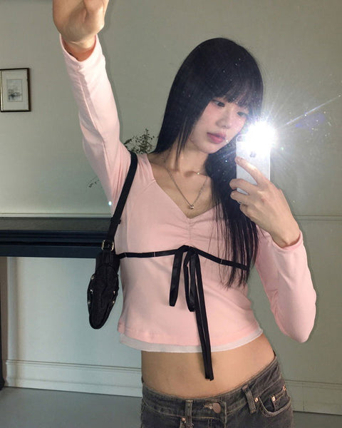 Lure Ballet Core Ribbon Color Heart Neck Long Sleeve T-Shirt