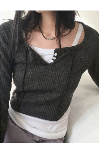 B-button Ribbed Split crop long-sleeved T-shirt