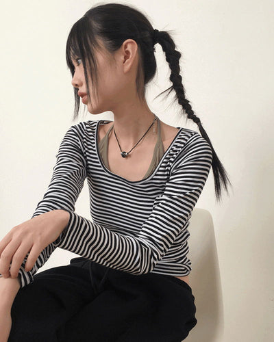 Liren Striped Slim Fit Round Crop Long Sleeve T-Shirt