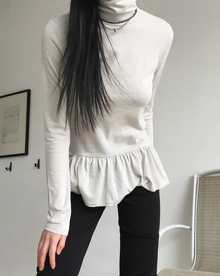 Hawk frill shirring layered Fleece-lined Turtleneck t-shirt