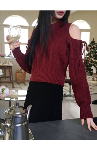 Mellow Shoulder Slit Twisted Ribbon Knitwear