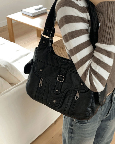 Wet vintage belt shoulder bag
