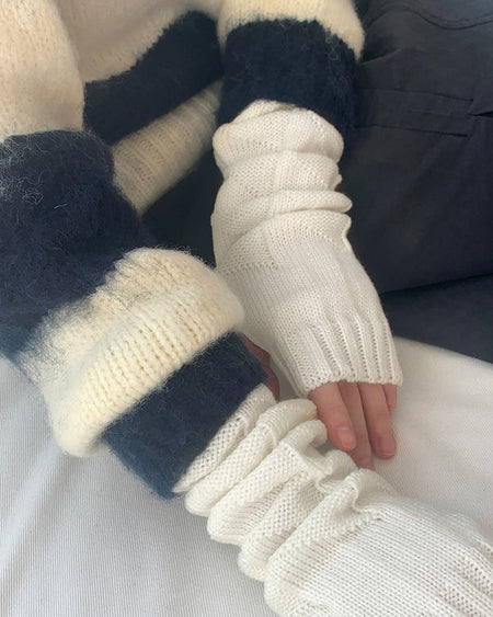 Ribo Pleated Shirring Knitwear Hand Warmer