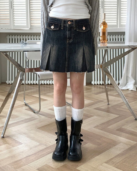 Poltz y2k pleated mini denim skirt