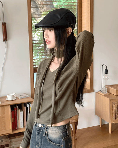 Purden Ribbed side shirring crop long sleeve t-shirt