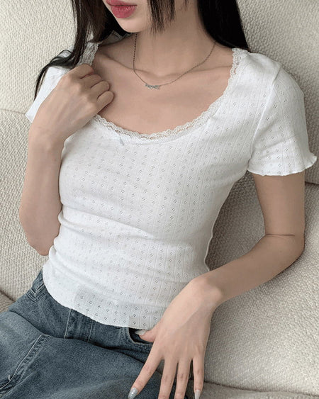 Hubble Vintage Ribbon Punching Lace Wave Crop Short Sleeve T-shirt