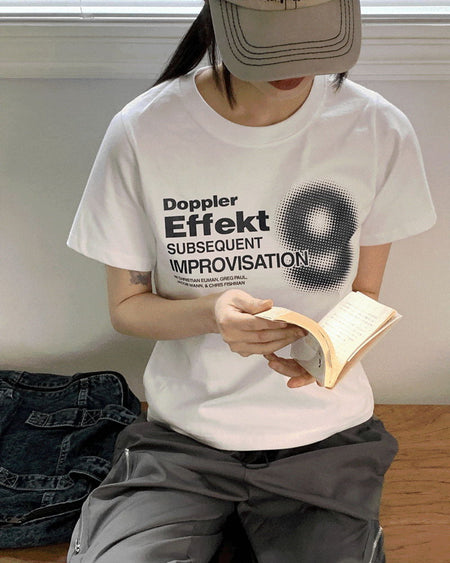 Doppler 9 Lettering Semi-Crop Short Sleeve T-Shirt