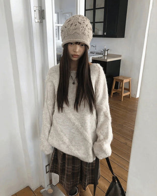 Nahi Boucle Loose Round Neck Knitwear