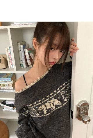 Irum Nordic One-Off-Shoulder Loose-fit Long-Sleeve Knitwear