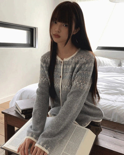 Sone Nordic Round Neck Long Sleeve Knitwear Cardigan