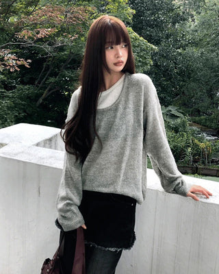 Mishu Color Block Layered Loose-fit Long Sleeve Knitwear
