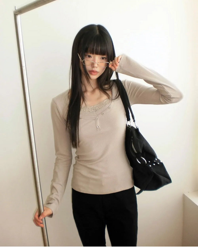 Newbe lace point button Ribbed long sleeve t-shirt