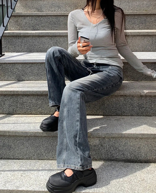 Ruhe Split surgery pocket denim Faded semi Flared long pants