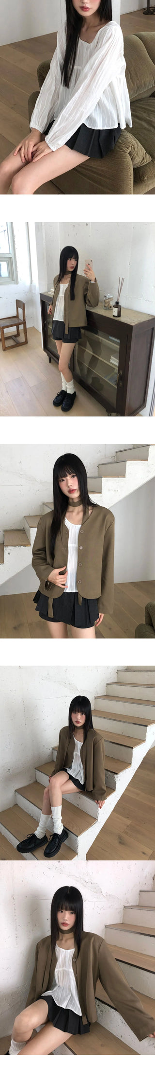 Gummy Stripe Button Round Neck Blouse