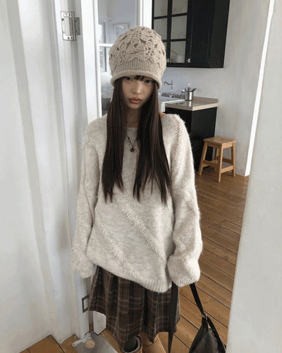 Nahi Boucle Loose Round Neck Knitwear