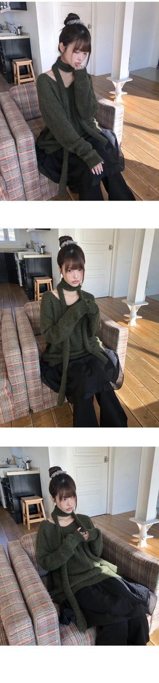 Dori Muffler Loose V-Neck Knitwear