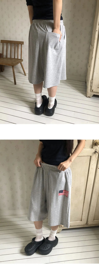 Tiken Stars and Stripes Print Banding Bermuda Pants