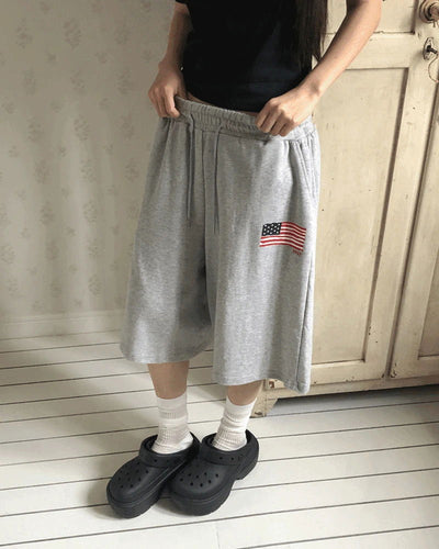 Tiken Stars and Stripes Print Banding Bermuda Pants