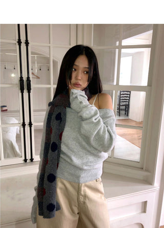 Rudan Lip Neck Button Knitwear