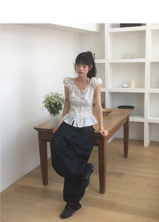 Badu Flower Strap Puff Short Sleeve Blouse