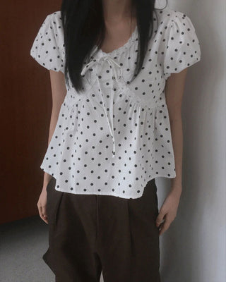 Newon Dot Lace Ribbon Short Sleeve Blouse