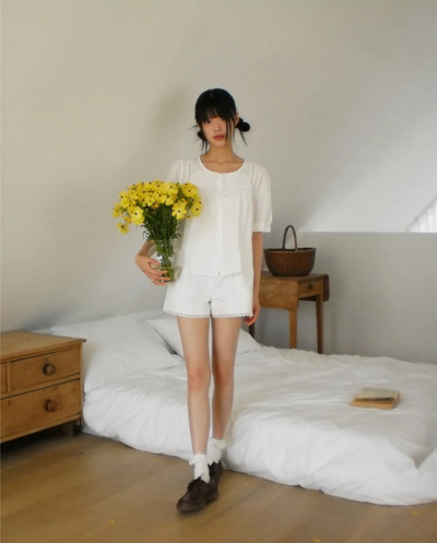 Soap Punching Lace Shorts Short Pants