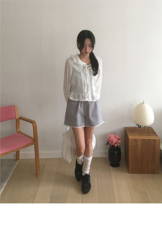 Dinte lace frill hooded shirt