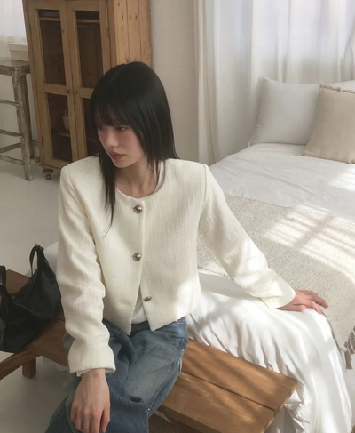 Moan henley neck button shirring blouse