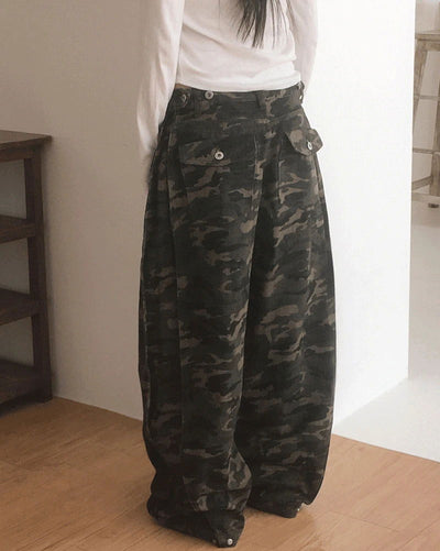 Weta Back Pocket Snap Pintuck Visor Wide Military Cotton Pants