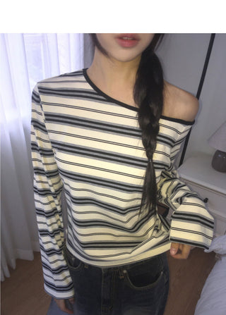 Jiron Stripe One Off Shoulder One Shoulder T-Shirt