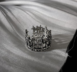 vintage black gemstone crown open ring