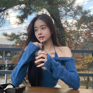 Off-shoulder Strap Knitted Top